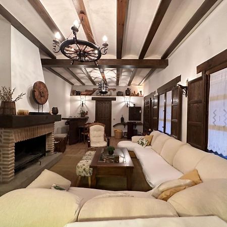 La Flor Del Granado Villa Торихос Екстериор снимка