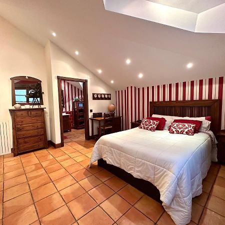 La Flor Del Granado Villa Торихос Екстериор снимка