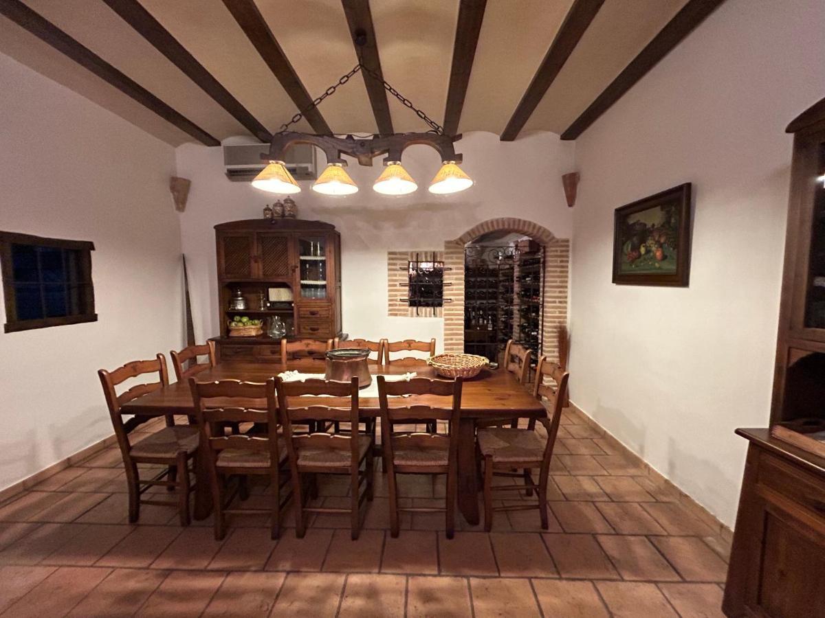 La Flor Del Granado Villa Торихос Екстериор снимка
