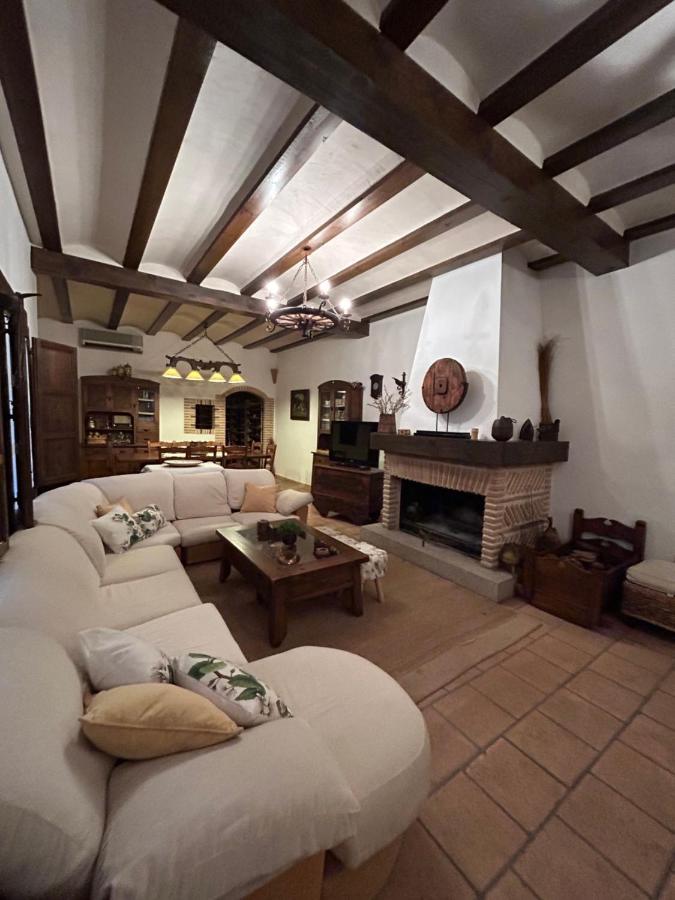 La Flor Del Granado Villa Торихос Екстериор снимка